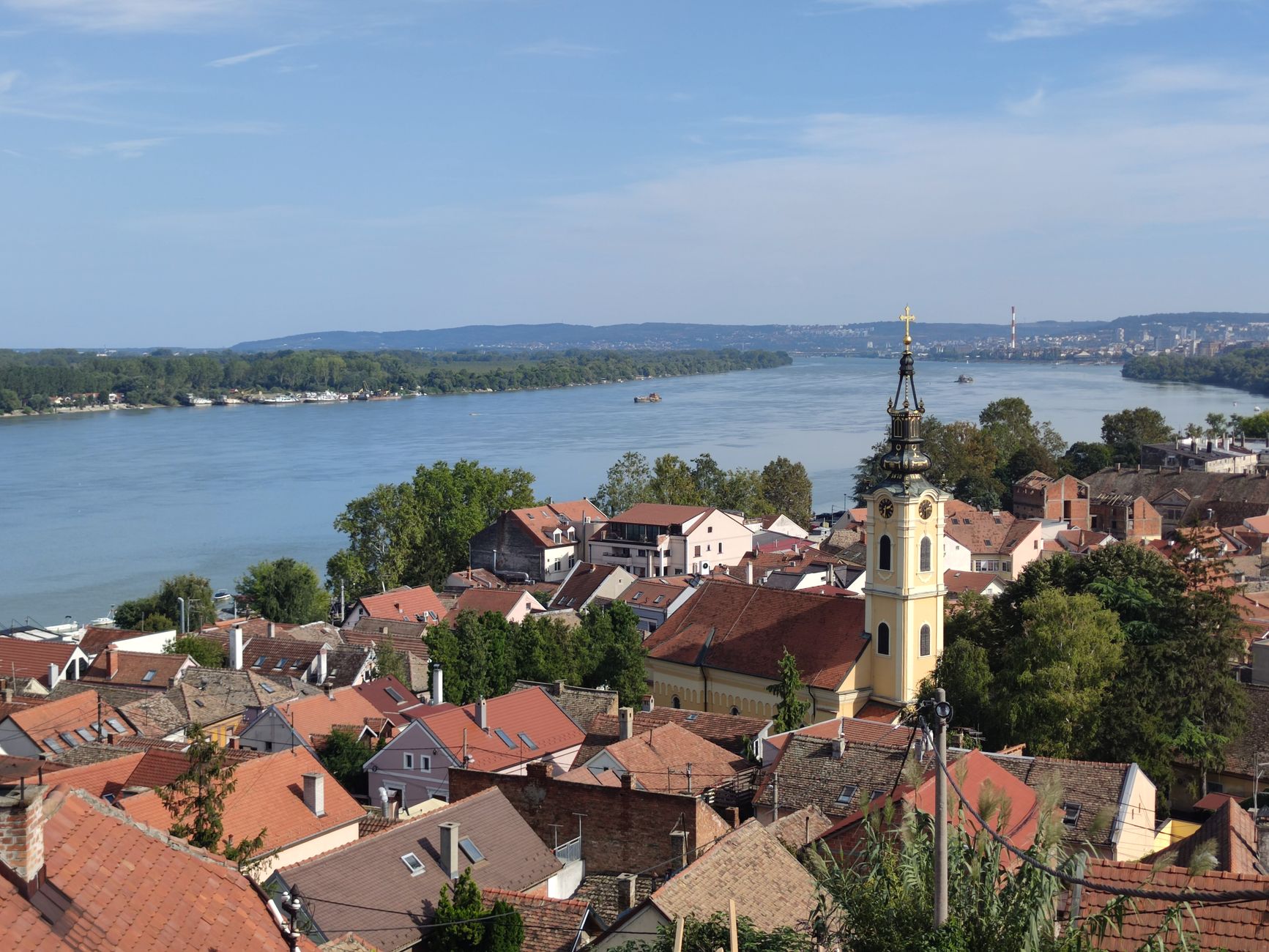 A Dunakanyar látképe Szentendre közelében
